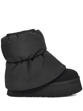 UGG Classic Mini Dipper Puffer
Platform Boot